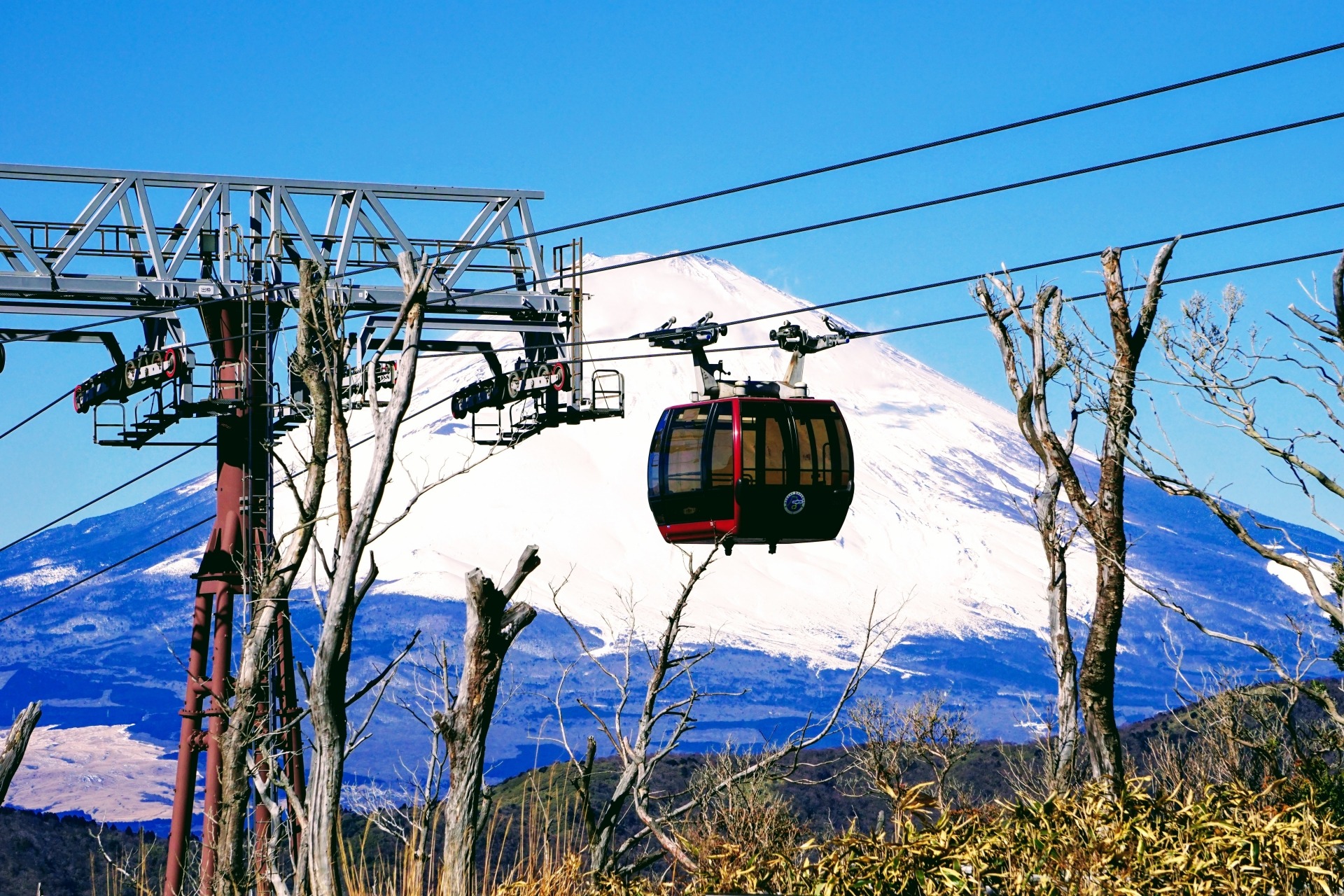 1. 【箱根ロープウェイ】座って空中散歩と富士山の眺め