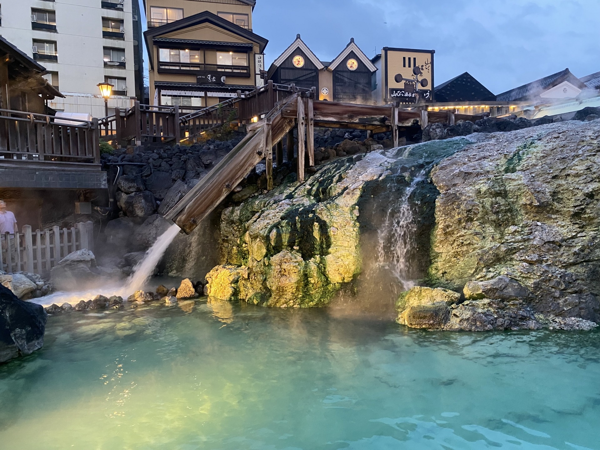 1. 湯畑（ゆばたけ）